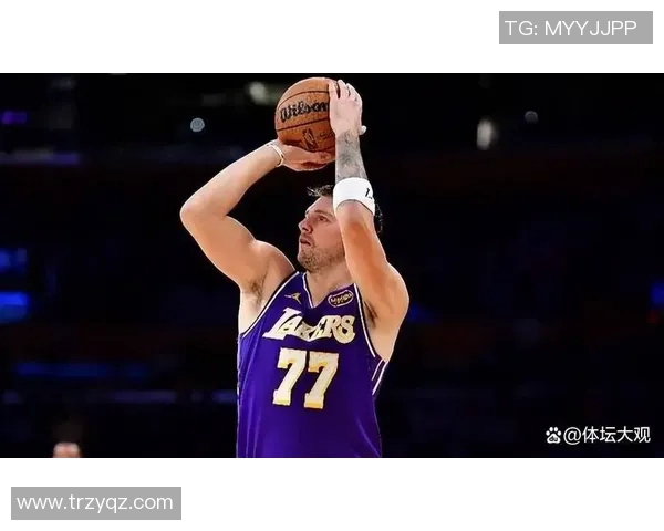 湖人开局喜讯连连，卢卡·东契奇盛赞德安德烈·艾顿为胜利功臣